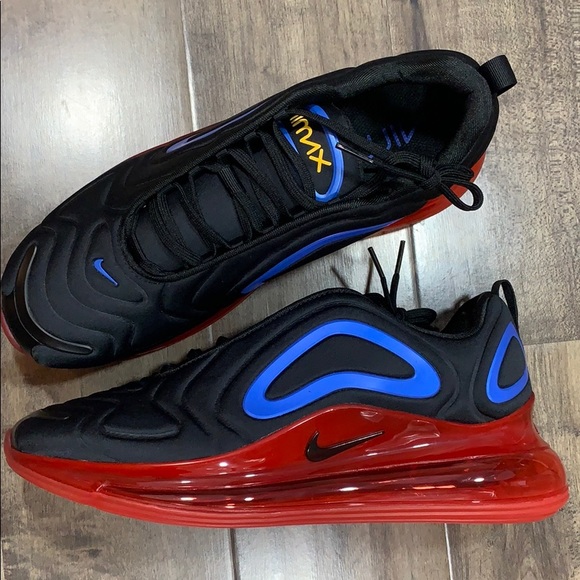 NIKE AIR MAX 720 Black/University Gold - Picture 11 of 16